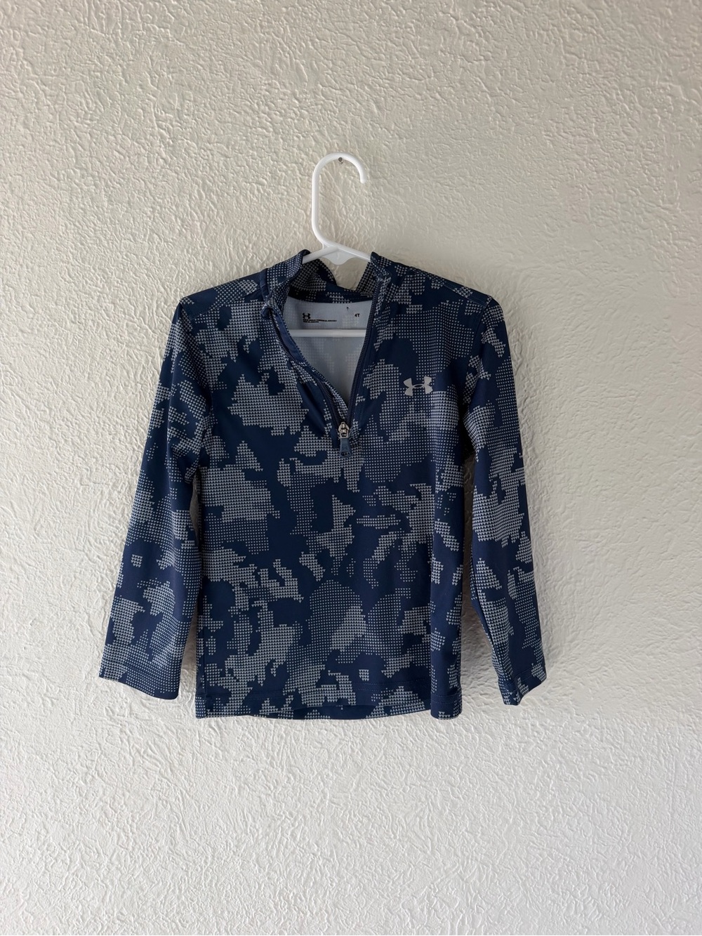 Under Armour Navy Camo 1/4 Zip Performance Pullover